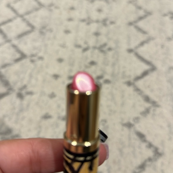 New Estée Lauder Pure Color Envy in Candy 223 - Picture 1 of 3